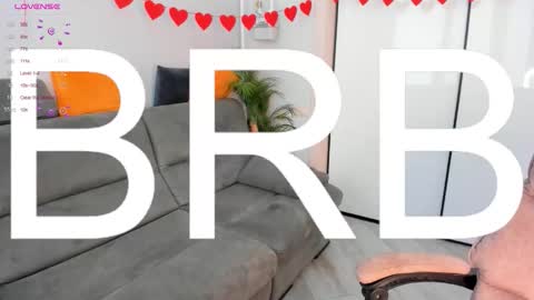 Snapshot of reze_daisies chatting on 02/28/26, 09:10 Reze online show from 02/28/26, 09:10