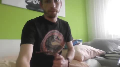 Snapshot of rezik34cz chatting on 01/21/25, 12:39 rezik34cz online show from 01/21/25, 12:39