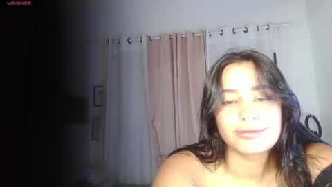 Snapshot of rhaenyra_ chatting on 02/24/25, 10:25 Rhaenyra online show from 02/24/25, 10:25
