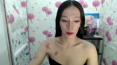 HI GUYS IM RHIAN PLEASE GIVE ME THUMBS UP online show from 12/08/24, 10:52