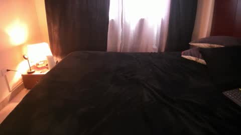 Snapshot of rhondavines chatting on 11/14/25, 07:01 Rhonda online show from 11/14/25, 07:01