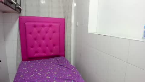 riaha_18_ online show from 07/15/26, 03:17