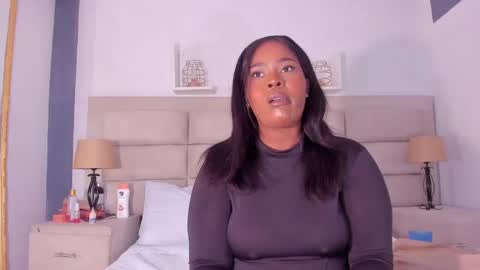 Riana online show from 01/18/25, 10:28