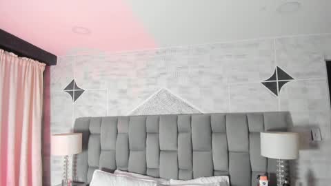 Riana online show from 03/11/25, 07:04