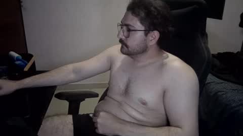 Snapshot of riazwork13 chatting on 11/14/25, 07:18 riazwork13 online show from 11/14/25, 07:18