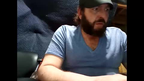 Snapshot of ribeye10 chatting on 12/20/25, 05:25 ribeye10 online show from 12/20/25, 05:25