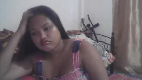 Snapshot of rica2001 chatting on 09/14/25, 12:43 rica2001 online show from 09/14/25, 12:43