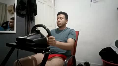 Snapshot of ricardogarcia21 chatting on 12/18/24, 05:26 ricardogarcia21 online show from 12/18/24, 05:26