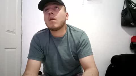 Snapshot of ricardogarcia21 chatting on 01/13/25, 08:05 ricardogarcia21 online show from 01/13/25, 08:05