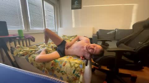 ricciardio online show from 10/30/25, 06:04