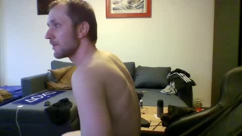 Snapshot of ricciardio chatting on 06/03/26, 04:23 ricciardio online show from 06/03/26, 04:23