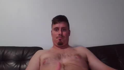 Snapshot of ricciestick chatting on 11/27/25, 02:52 ricciestick online show from 11/27/25, 02:52