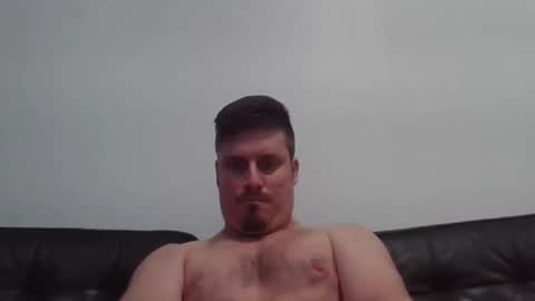 Snapshot of ricciestick chatting on 11/30/25, 02:43 ricciestick online show from 11/30/25, 02:43