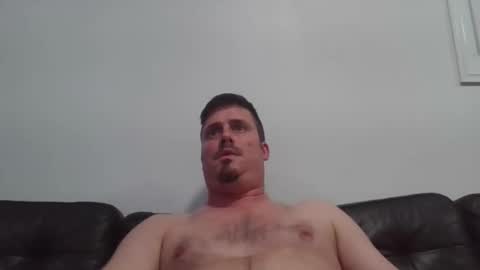 Snapshot of ricciestick chatting on 12/01/25, 02:49 ricciestick online show from 12/01/25, 02:49