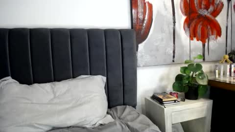 Tina online show from 12/04/24, 06:50