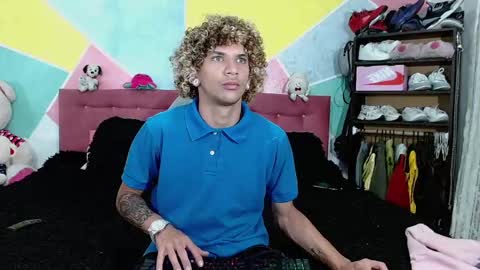 Snapshot of rich_de_la_rosa chatting on 01/06/25, 04:15 rich and kitty online show from 01/06/25, 04:15