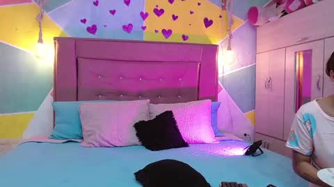 Snapshot of rich_de_la_rosa chatting on 03/07/25, 02:46 rich and kitty online show from 03/07/25, 02:46