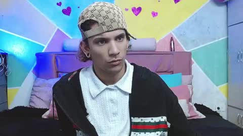 Snapshot of rich_de_la_rosa chatting on 10/02/25, 02:07 rich and kitty online show from 10/02/25, 02:07