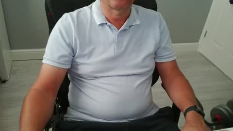 Snapshot of rich_uk56 chatting on 07/29/26, 05:44 UK Straight Guy online show from 07/29/26, 05:44