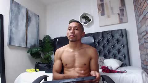 Snapshot of richar_voller chatting on 12/27/24, 02:43 richar_voller online show from 12/27/24, 02:43