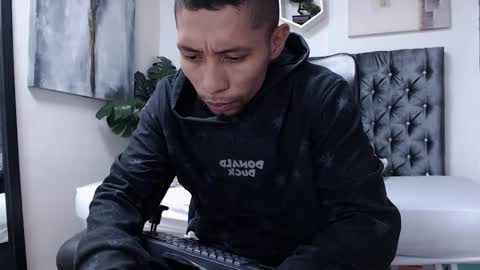 Snapshot of richar_voller chatting on 01/03/25, 11:25 richar_voller online show from 01/03/25, 11:25