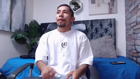 Snapshot of richar_voller chatting on 01/08/25, 11:32 richar_voller online show from 01/08/25, 11:32