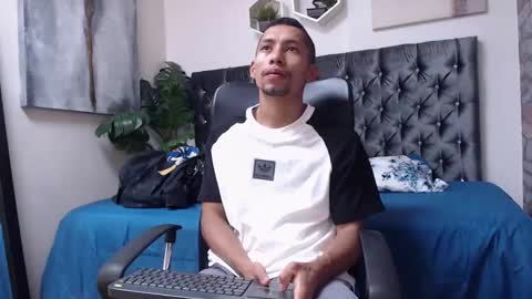 Snapshot of richar_voller chatting on 01/20/25, 11:02 richar_voller online show from 01/20/25, 11:02