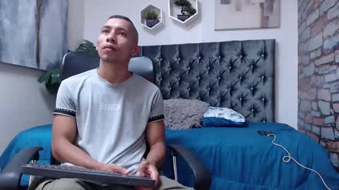 Snapshot of richar_voller chatting on 01/22/25, 11:12 richar_voller online show from 01/22/25, 11:12