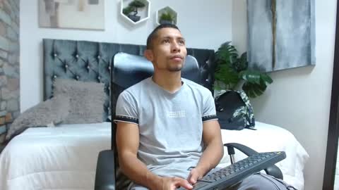 Snapshot of richar_voller chatting on 02/01/25, 11:21 richar_voller online show from 02/01/25, 11:21