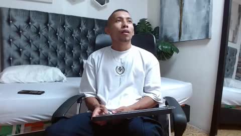 Snapshot of richar_voller chatting on 02/24/25, 11:21 richar_voller online show from 02/24/25, 11:21