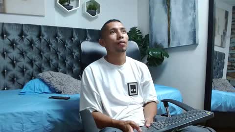 Snapshot of richar_voller chatting on 02/26/25, 04:56 richar_voller online show from 02/26/25, 04:56