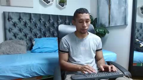 Snapshot of richar_voller chatting on 03/02/25, 12:43 richar_voller online show from 03/02/25, 12:43