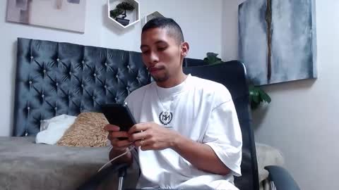 Snapshot of richar_voller chatting on 09/29/25, 11:15 richar_voller online show from 09/29/25, 11:15