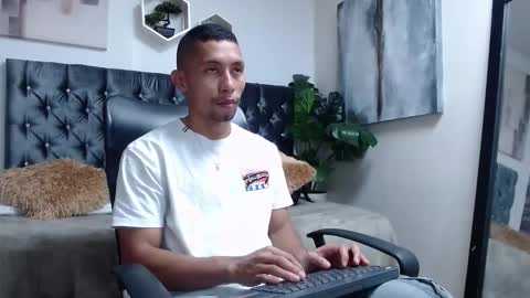 Snapshot of richar_voller chatting on 10/04/25, 11:19 richar_voller online show from 10/04/25, 11:19