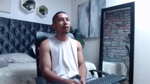 Snapshot of richar_voller chatting on 10/31/25, 11:22 richar_voller online show from 10/31/25, 11:22