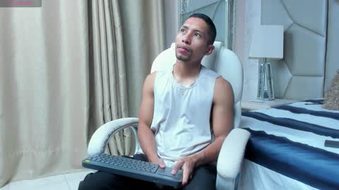 Snapshot of richar_voller chatting on 11/05/25, 11:21 richar_voller online show from 11/05/25, 11:21