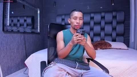 Snapshot of richar_voller chatting on 11/27/25, 11:45 richar_voller online show from 11/27/25, 11:45