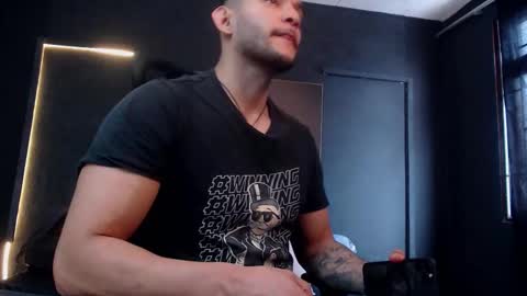 Ricardo online show from 02/12/26, 02:34