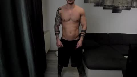 RichardDarell online show from 11/03/25, 05:42