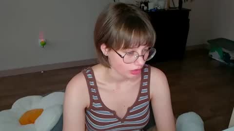 Luna online show from 06/07/26, 03:38