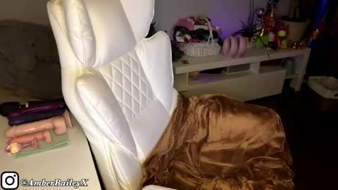 Amber online show from 02/12/26, 06:08