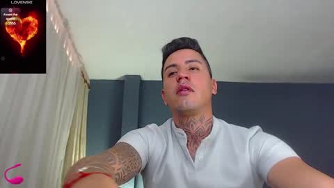 Snapshot of richi_grubby chatting on 12/13/24, 06:38 David online show from 12/13/24, 06:38