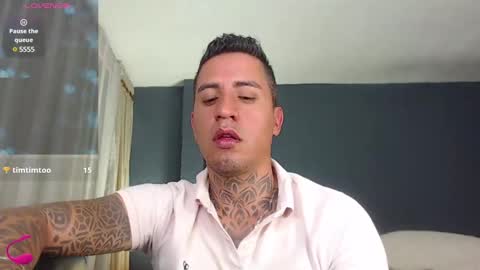 Snapshot of richi_grubby chatting on 01/22/25, 10:05 David online show from 01/22/25, 10:05