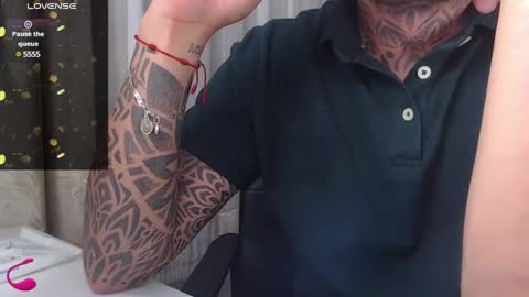 Snapshot of richi_grubby chatting on 02/10/25, 10:09 David online show from 02/10/25, 10:09