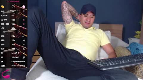 Snapshot of richi_grubby chatting on 02/15/25, 11:25 David online show from 02/15/25, 11:25