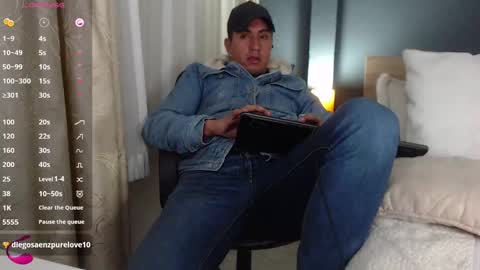 Snapshot of richi_grubby chatting on 02/19/25, 01:51 David online show from 02/19/25, 01:51