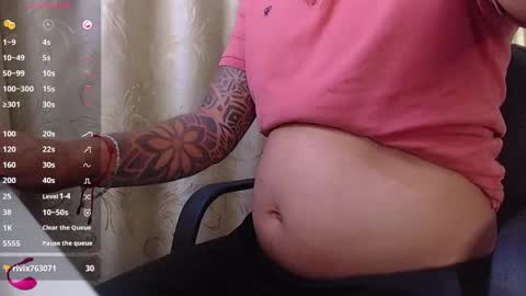 Snapshot of richi_grubby chatting on 02/21/25, 05:09 David online show from 02/21/25, 05:09