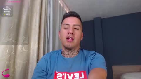 Snapshot of richi_grubby chatting on 03/03/25, 04:24 David online show from 03/03/25, 04:24