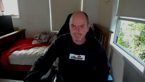 Snapshot of richie_de chatting on 07/16/26, 04:29 richie_de online show from 07/16/26, 04:29