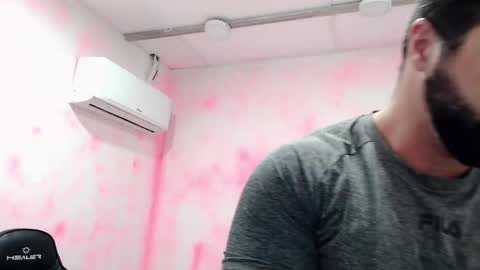 Snapshot of richrolland chatting on 01/05/25, 09:37 Rickseduction online show from 01/05/25, 09:37